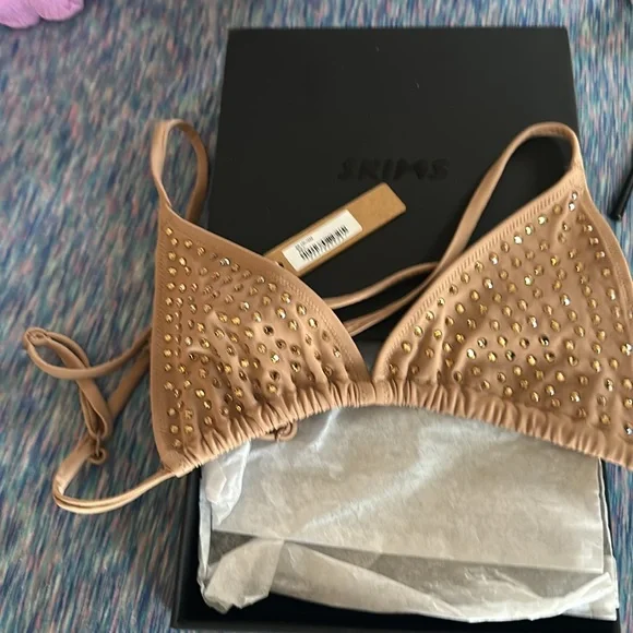 SKIMS Diamond Encrusted Triangle Bralette - Picture 2 of 5